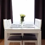 3-room Railway Station Apartman *